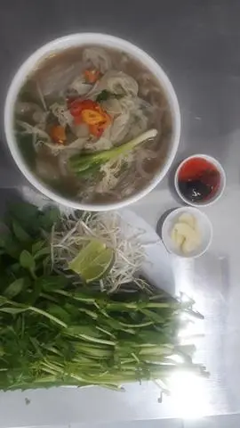 Hình ảnh Phở Nạm Gân