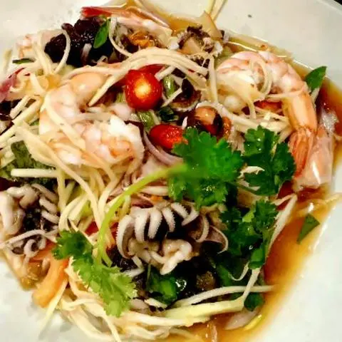 Hình ảnh Gỏi đu đủ hải sản