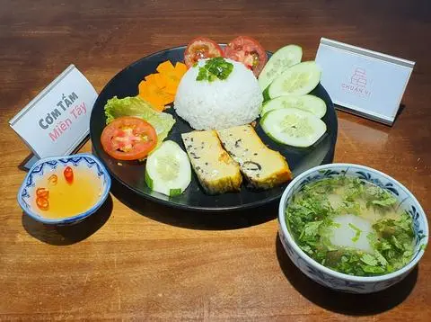 Hình ảnh Cơm Tấm Chả Trứng Hấp
