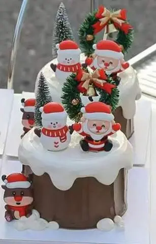 Hình ảnh Bánh Noel 16cm