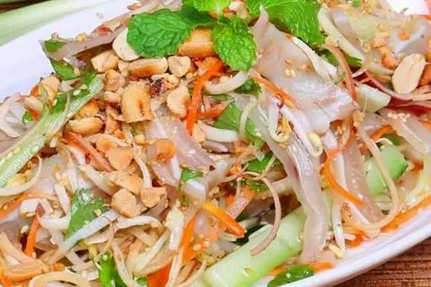 Hình ảnh Gỏi đu đủ tai heo