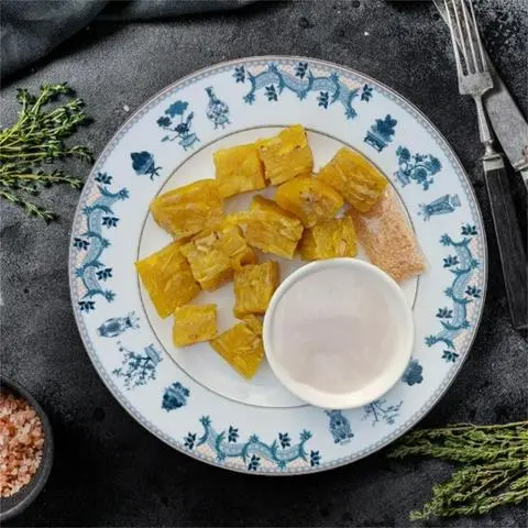 Hình ảnh Bánh chuối xào dừa đặc sản Miền Tây 