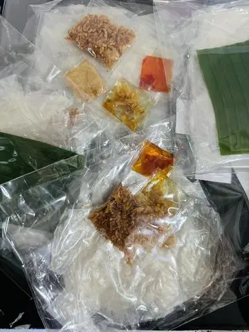 Hình ảnh bánh tráng sa tế tỏi 