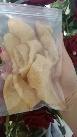 Hình ảnh Da heo sấy giòn 
