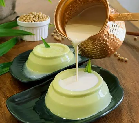 Hình ảnh Tàu hủ singapore vị lá dứa