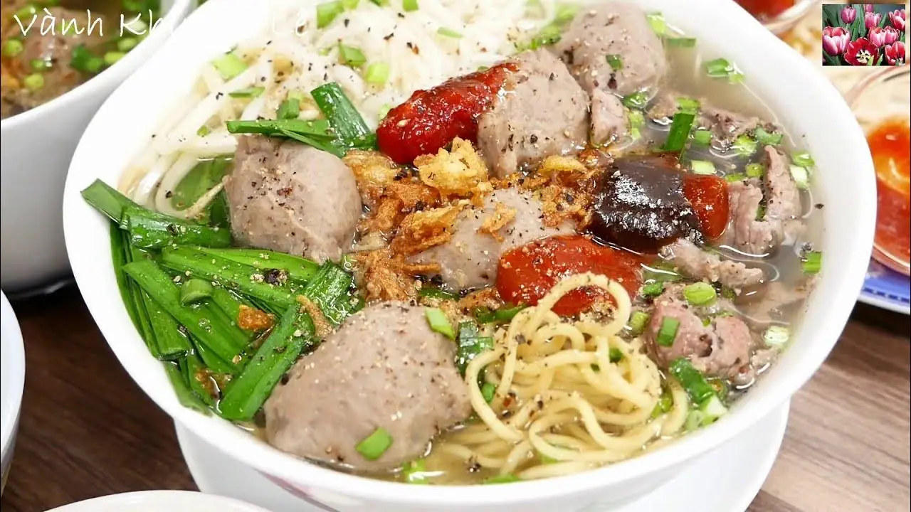 Hình ảnh hủ tíu mì bò viên