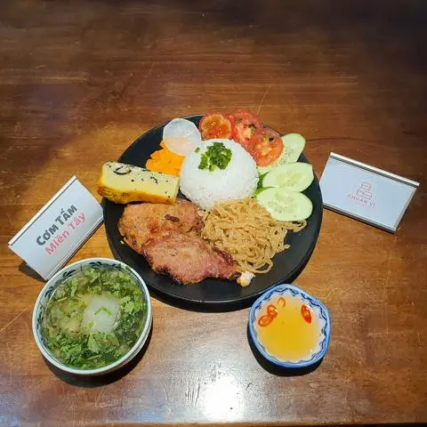 Hình ảnh Cơm Tấm Sườn Bì Chả