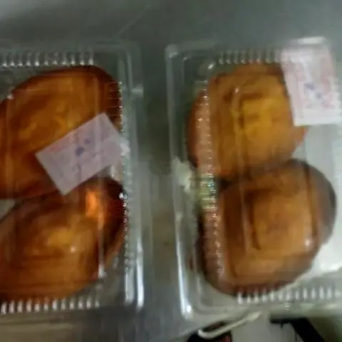 Hình ảnh Bánh bông lan hộp 2 cái