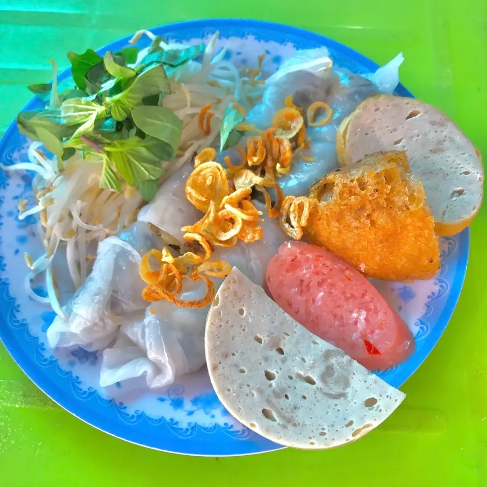 Hình ảnh Bánh Cuốn Nóng