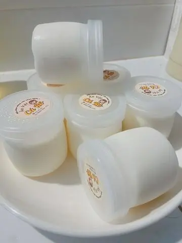 Hình ảnh Set 5 hũ sữa chua dẻo - úp ngược