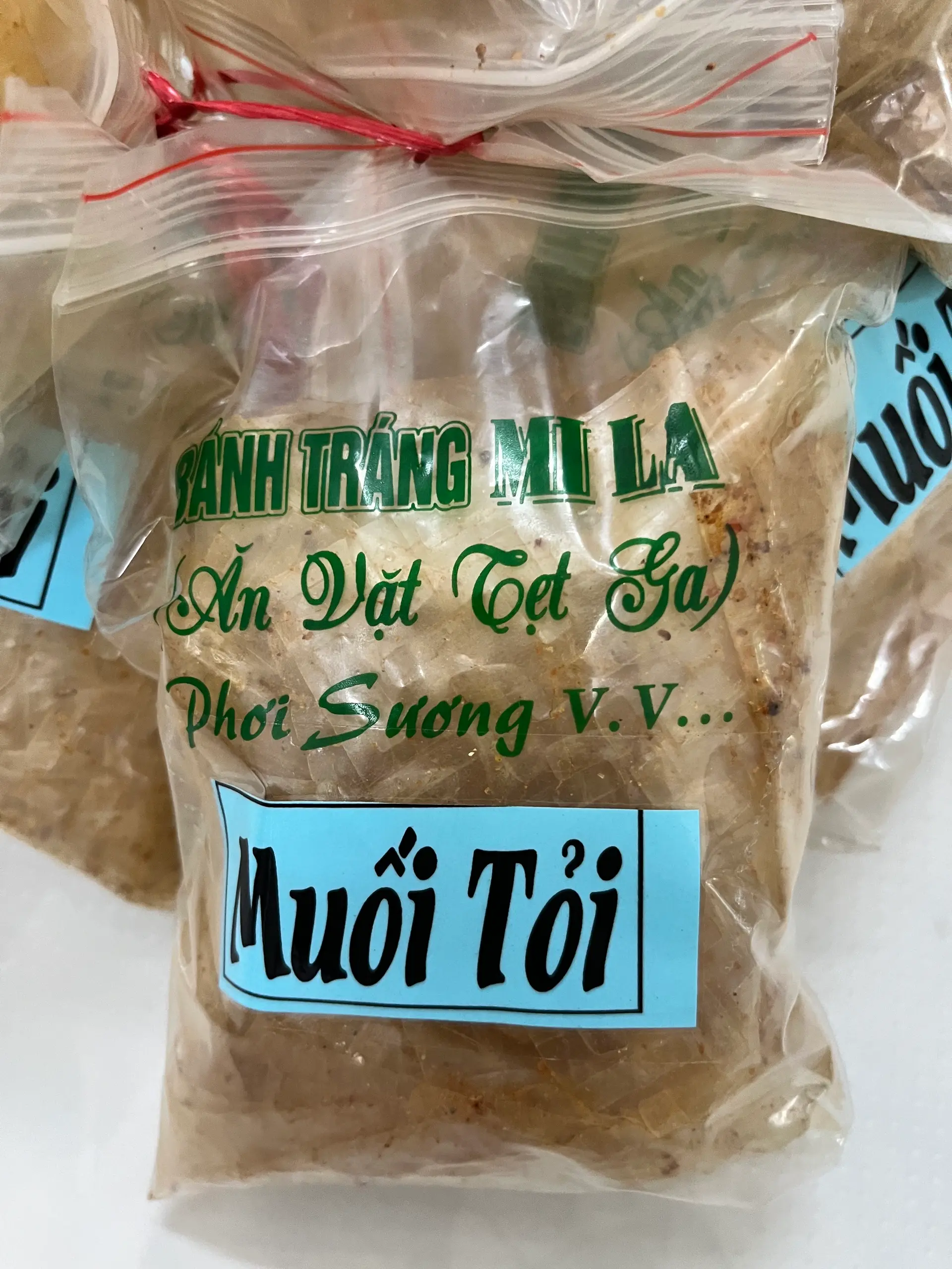Hình ảnh Bánh tráng muối tỏi
