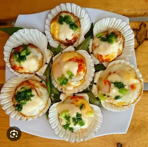 Hình ảnh Sò điệp nướng phô mai mỡ hành 