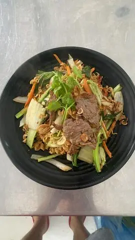 Hình ảnh Mì xào bò