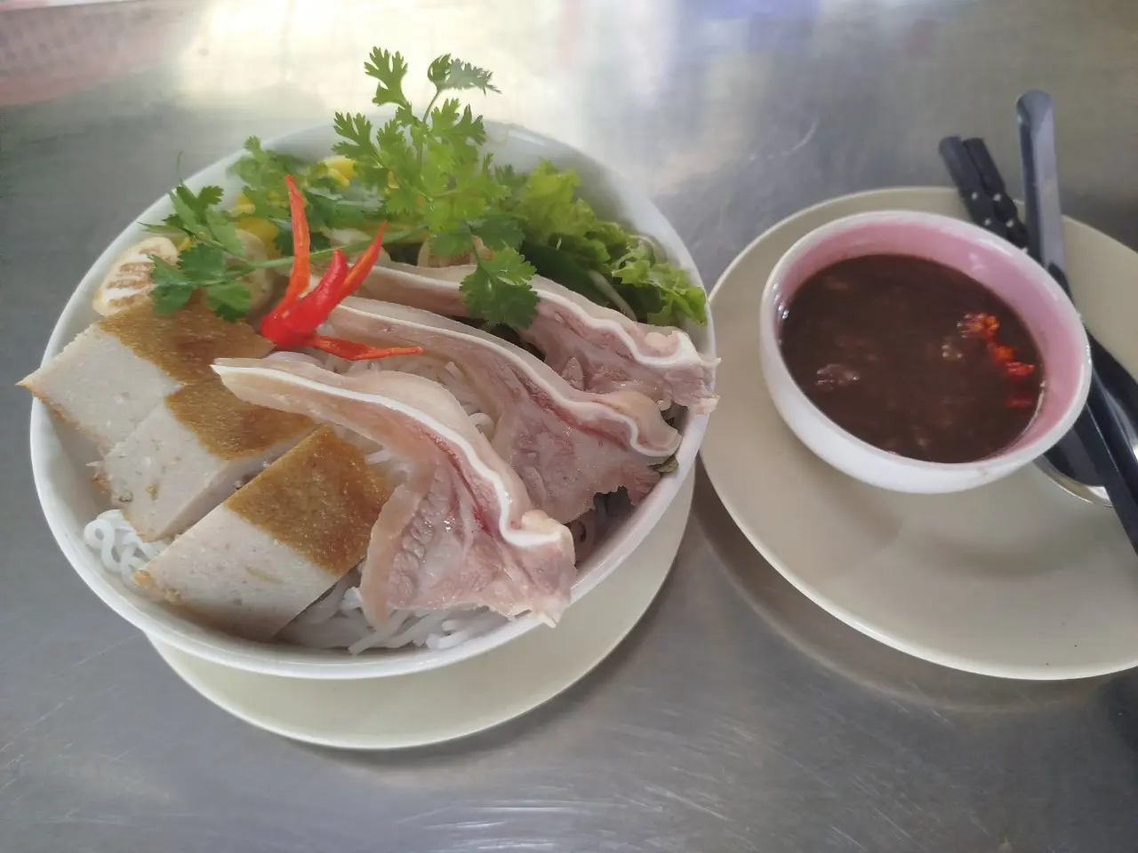 Hình ảnh bún mắm nêm 