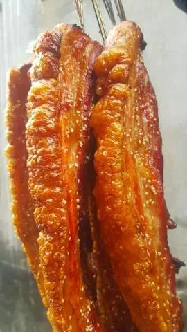 Hình ảnh combo độc quyền ba rọi rút sườn giòn bì+bánh mỳ 