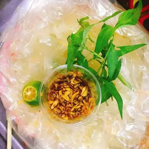 Hình ảnh Bánh tráng chấm sate