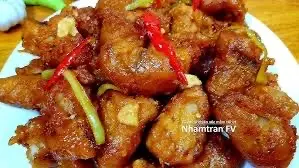 Hình ảnh Gà Phi Lê Chiên Sốt Mắm