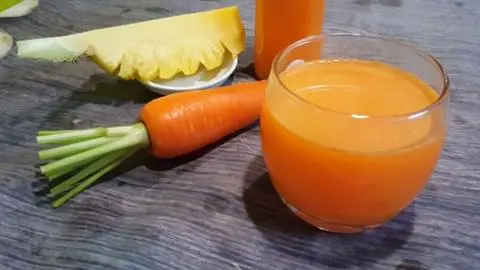 Hình ảnh NƯỚC ÉP DỨA - CÀ RỐT