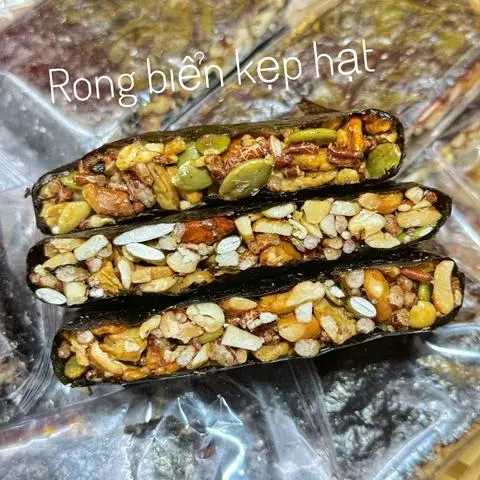 Hình ảnh Rong Biển Kẹp Hạt Dinh Dưỡng 500g