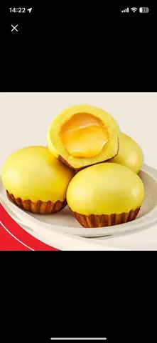 Hình ảnh Bánh bao hoàng kim ( kim sa trứng muối tan chảy )