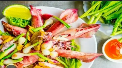 Hình ảnh Mực trứng hấp hành