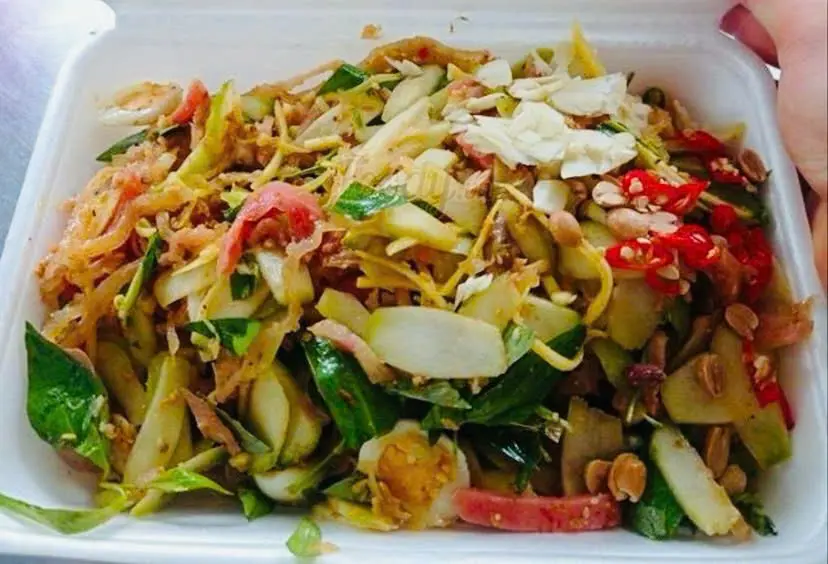 Hình ảnh Tré trộn thập cẩm siêu ngon tặng kèm bánh phồng tôm 
