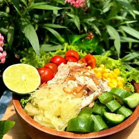 Hình ảnh Poke gà luộc