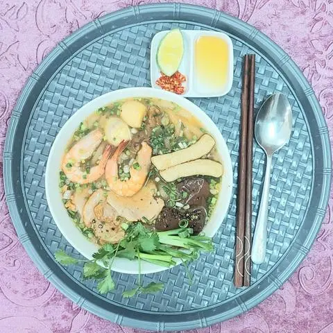 Hình ảnh Bánh canh cua đặc biệt - Không giò