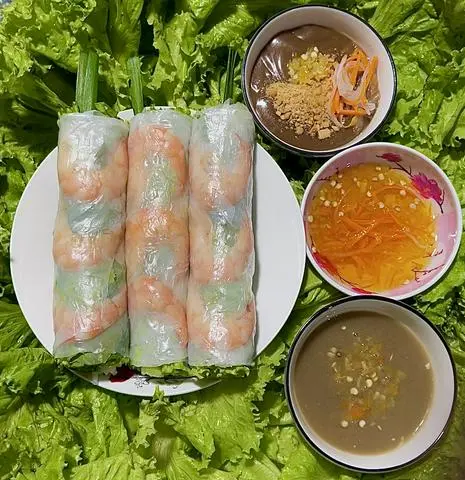 Hình ảnh Gỏi cuốn tôm tươi - 2 cuốn