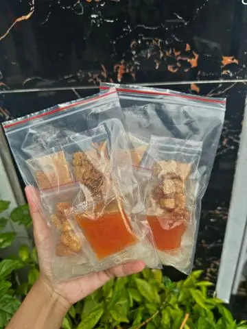 Hình ảnh BÁNH TRÁNG MUỐI BÉO ( HÀNH PHI - TÓP MỠ )