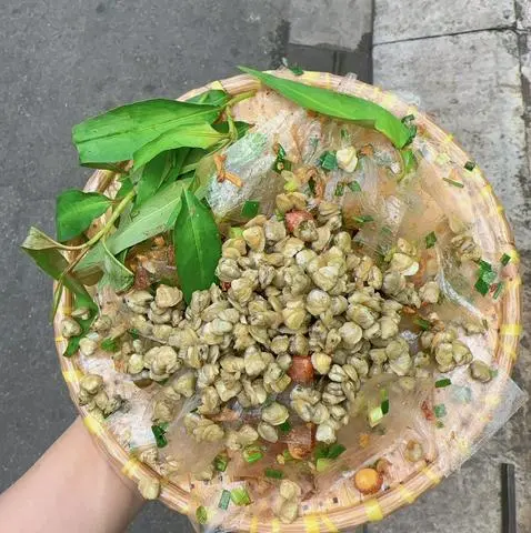 Hình ảnh Bánh Tráng Dẻo Mỡ Hành Hến (Trộn Sẳn )