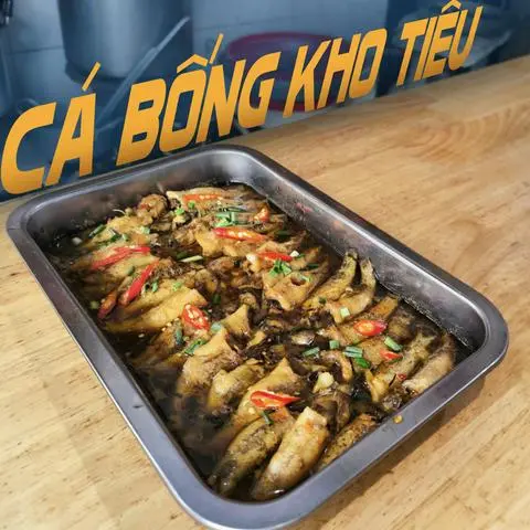 Hình ảnh Cơm cá bóng kho tiêu