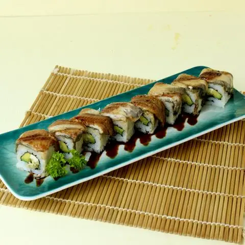 Hình ảnh ROLL LƯƠN PHOMAI