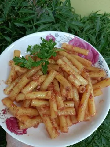 Hình ảnh Nui xào pate không rau cho bé