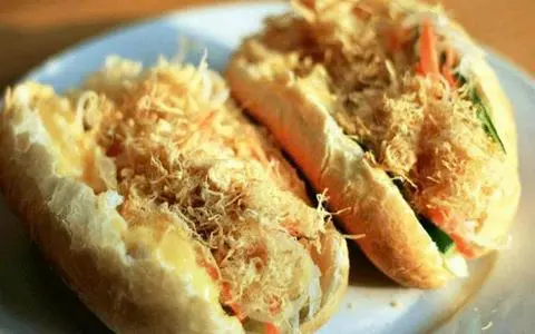 Hình ảnh Bánh mì Bơ + Chà Bông thơm ngon