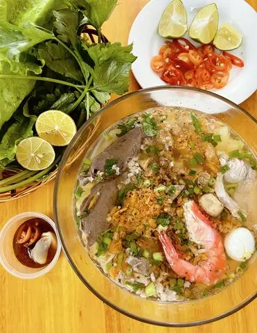 Hình ảnh Nui Thập Cẩm