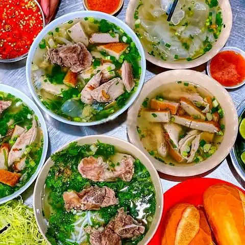 Hình ảnh Bánh canh đầy đủ