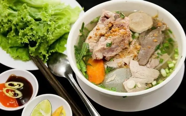 Hình ảnh Nui / Hoành Thánh - Sườn