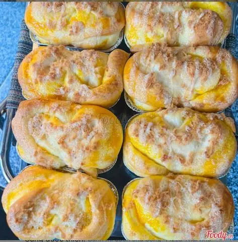 Hình ảnh bánh mì Sốt trứng muối gà