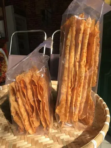 Hình ảnh Bánh tráng mắm ruốc nhỏ