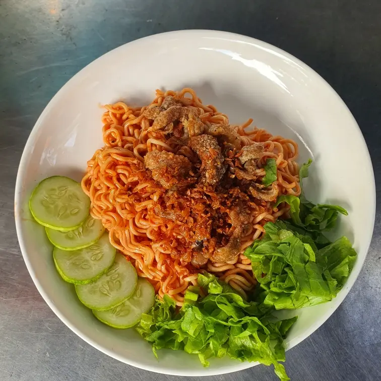Hình ảnh mì trộn da gà chiên giòn