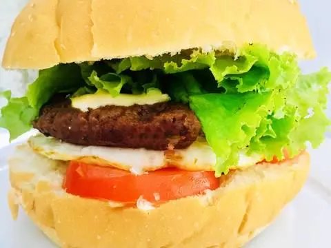 Hình ảnh BURGER BÒ / TÔM / FILE GÀ XÙ TRỨNG PHÔ MAI