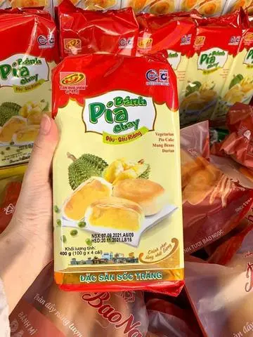 Hình ảnh Bánh pía Tân Huê Viên chay