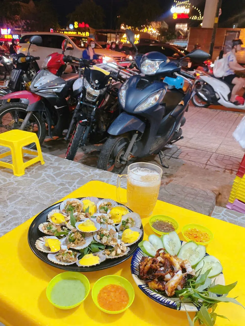 Hình ảnh sò điệp nướng mỡ hành 