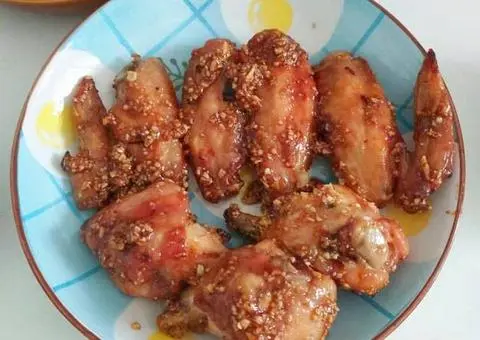 Hình ảnh Gà xốt mắm bơ tỏi