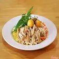 Hình ảnh Cơm chiên gà cá mặn