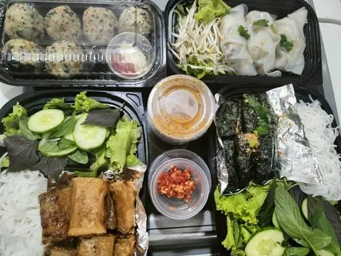 Hình ảnh Bánh bột lọc trần nhân đậu xanh