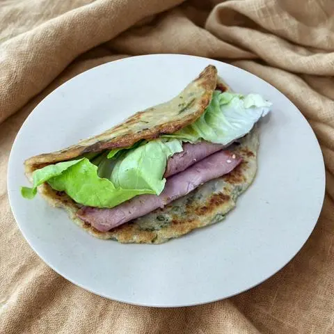 Hình ảnh Bánh Hành Chiên Dăm Bông 火腿蔥油餅