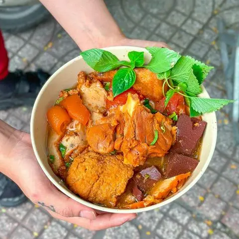 Hình ảnh Bún Riêu Cua Đầy Đủ + Xương
