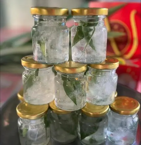 Hình ảnh Combo 3 hũ 70ml lá dứa - đường phèn